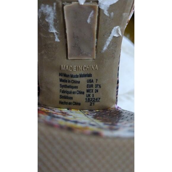 Report Sandals Womens Size 7 Purple Multi Snake Print Block Heel Ankle Strap - Picture 6 of 7